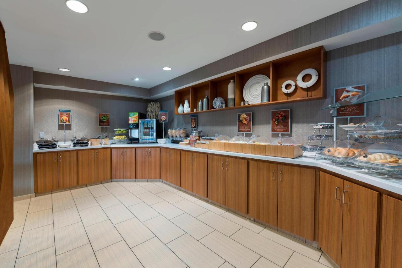 Springhill Suites Grand Rapids North Walker Buitenkant foto