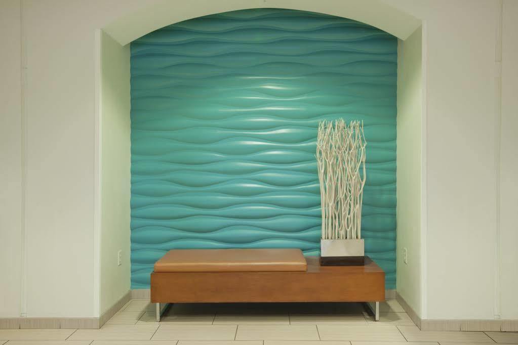 Springhill Suites Grand Rapids North Walker Buitenkant foto