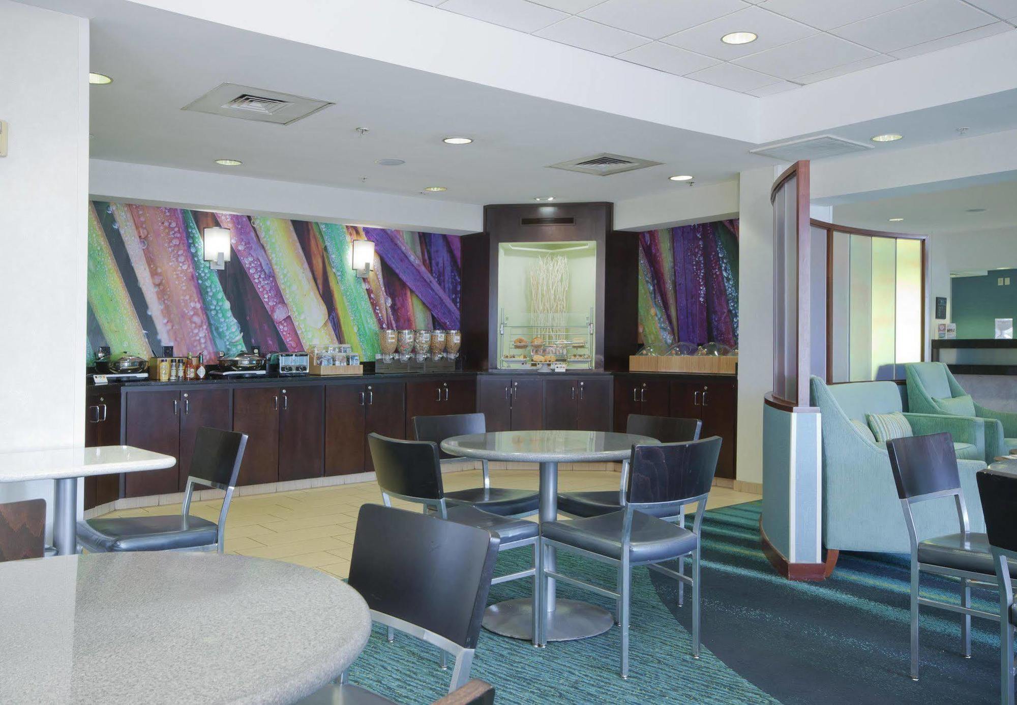 Springhill Suites Grand Rapids North Walker Buitenkant foto